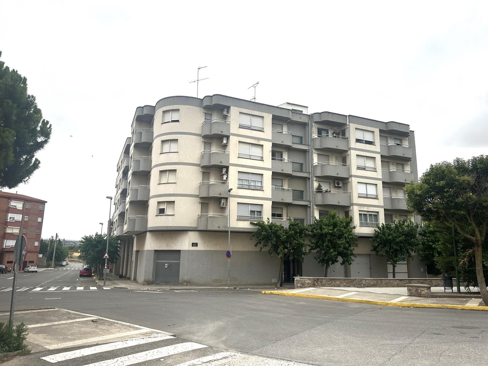 Exterior view of Flat for sale in Tàrrega  with Heating, Terrace and Storage room