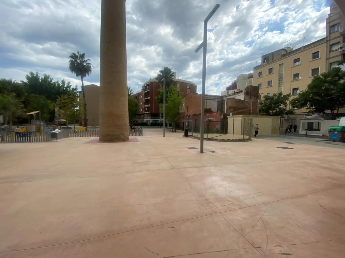 Vista exterior de Local de alquiler en L'Hospitalet de Llobregat