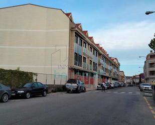 Vista exterior de Local en venda en Vilanova de Arousa amb Terrassa