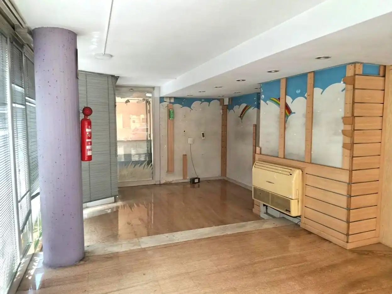 Business premises for sale in Calle Alfonso Iv Setenta-Y-Tres-Y-Setenta-Y-Cinco, imagen 7