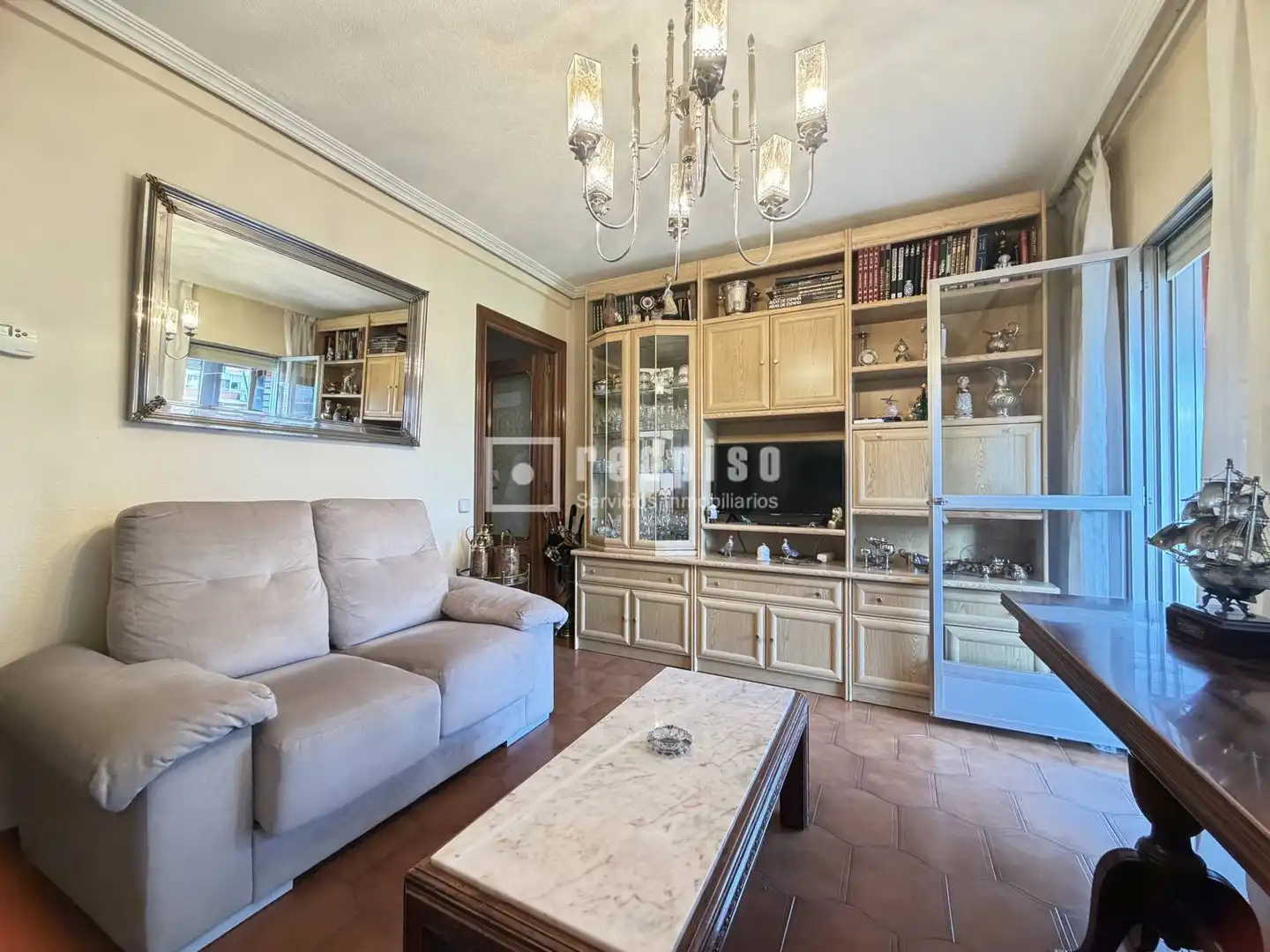 Piso con ascensor en venta en Zarzaquemada, imagen 4