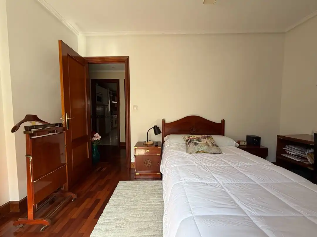 Habitación de Piso en venta en Sopela con Calefacción y Trastero