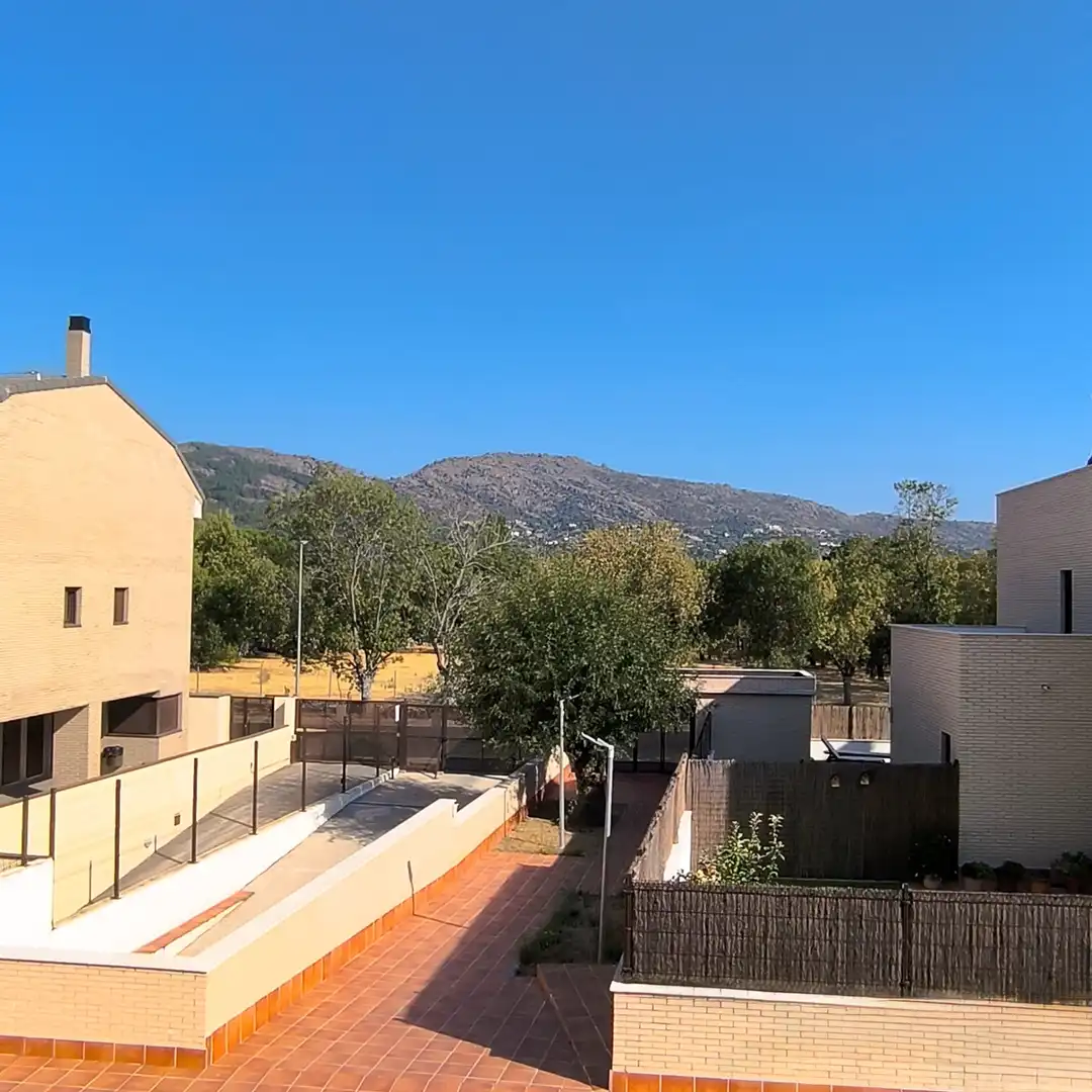 Exterior view of Flat for rent in Moralzarzal  with Heating, Terrace and Storage room