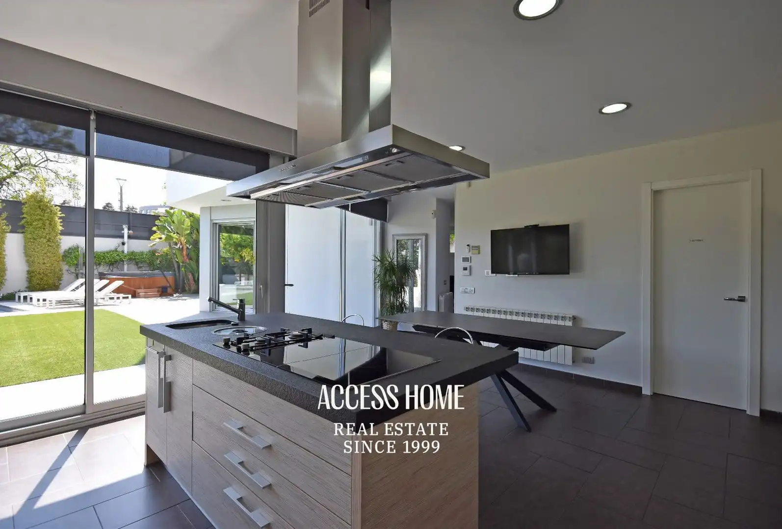 Cocina de Casa o chalet en venta en Mataró con Aire acondicionado, Calefacción y Terraza