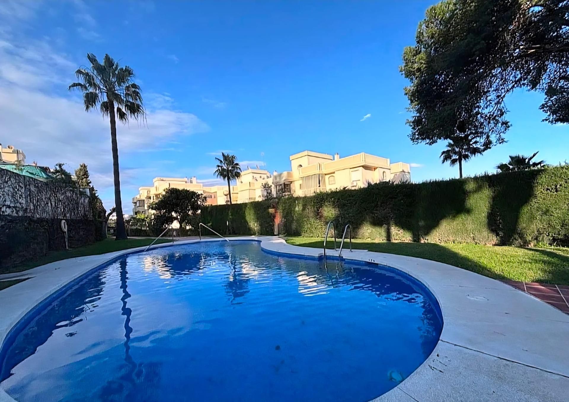Swimming pool of Flat for sale in Torremolinos  with Air Conditioner, Terrace and Storage room