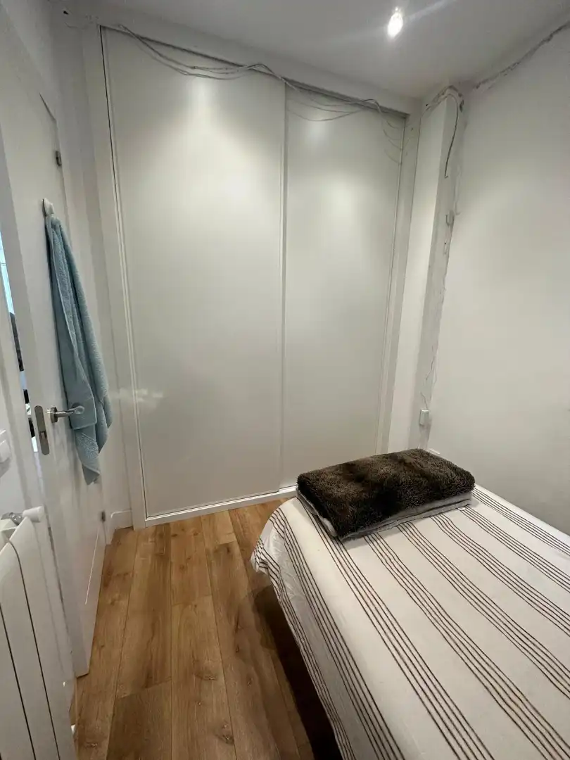 Schlafzimmer von Wohnung zur Miete in Madrid mit Klimaanlage, Heizung und Parkett