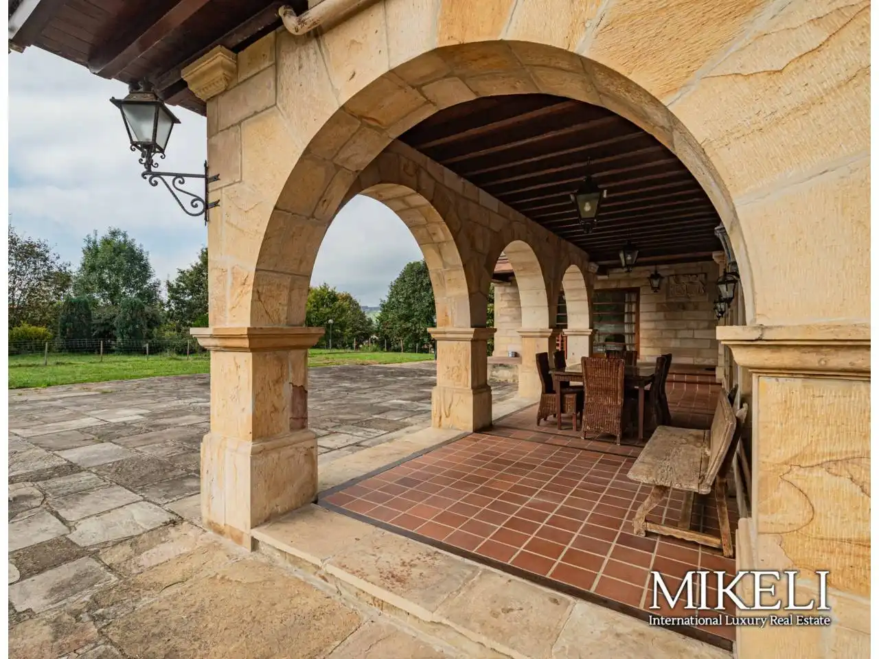 Terraza de Casa o chalet en venta en Santillana del Mar con Calefacción, Jardín privado y Parquet