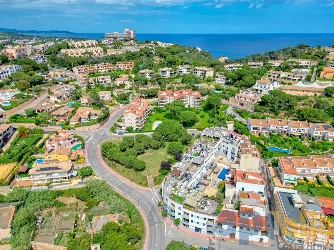 Exterior view of Attic for sale in Sant Feliu de Guíxols  with Terrace and Community pool