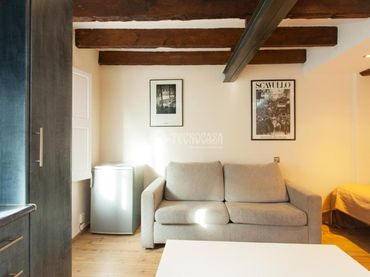 Estudio con balcón en venta en Sants - Montjuïc