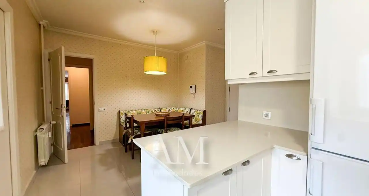 Kitchen of Flat for sale in Vigo   with Heating and Storage room