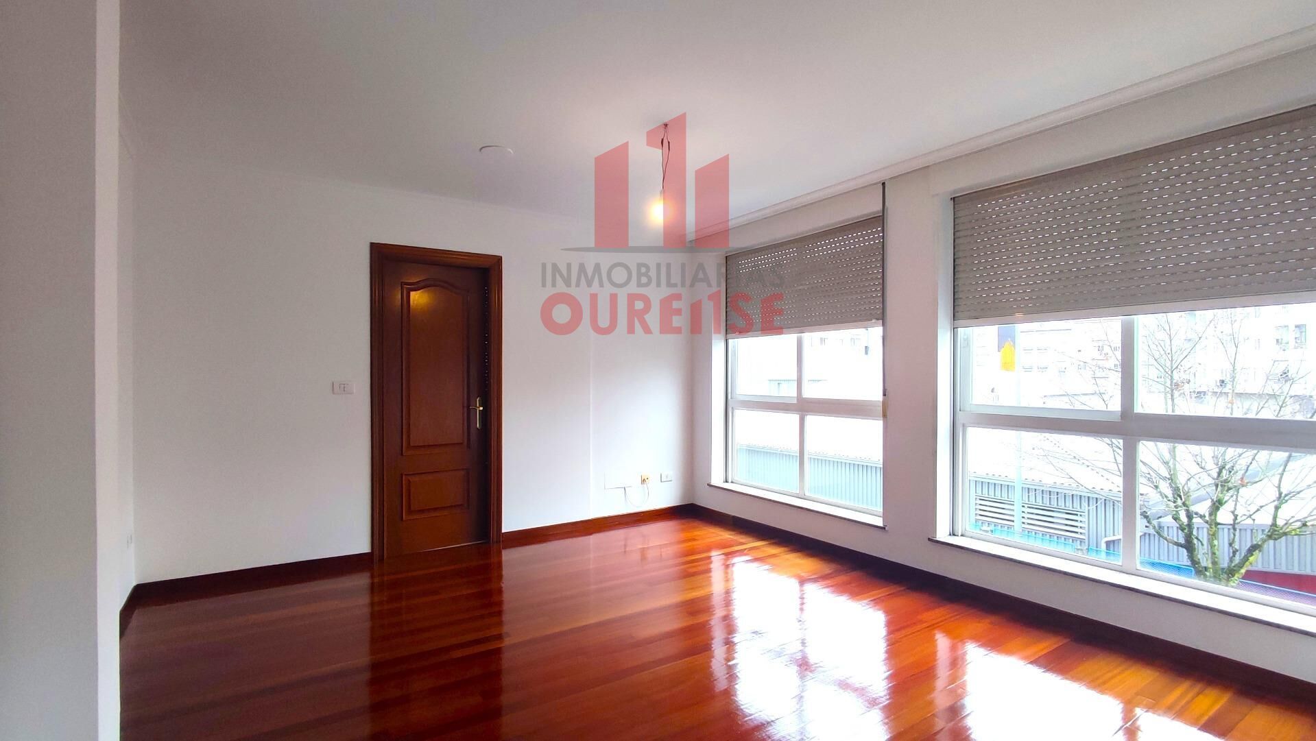 Vista exterior de Pis en venda en Ourense Capital  amb Calefacció i Traster