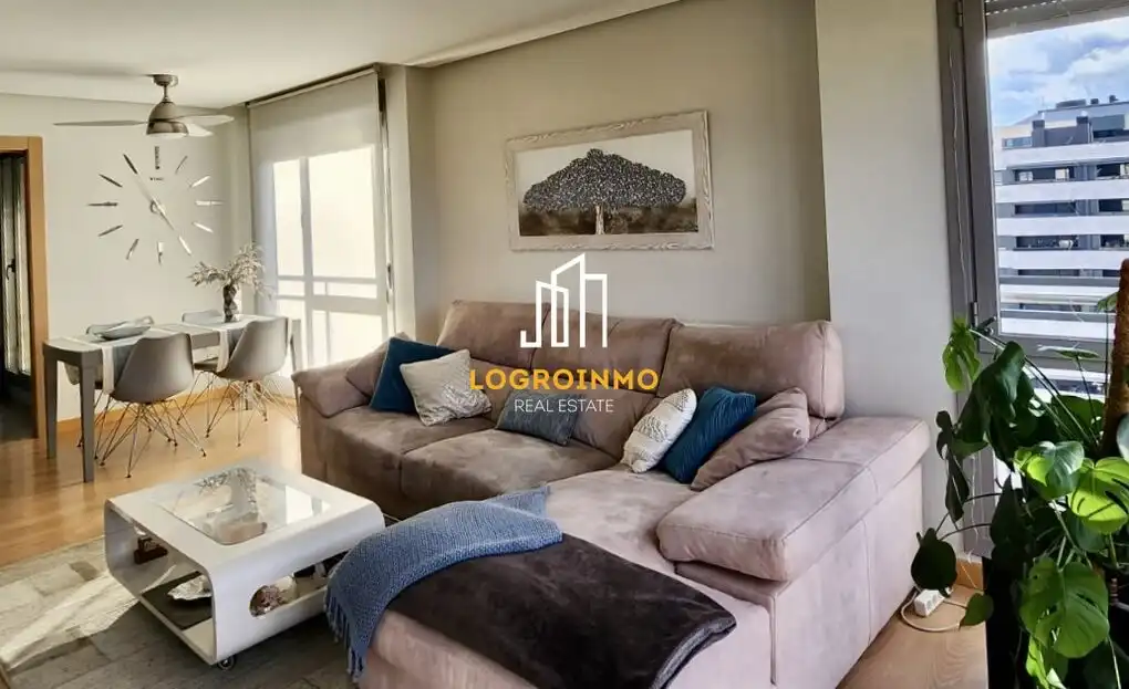 Wohnzimmer von Wohnung zum Verkauf in  Logroño mit Klimaanlage, Heizung und Terrasse