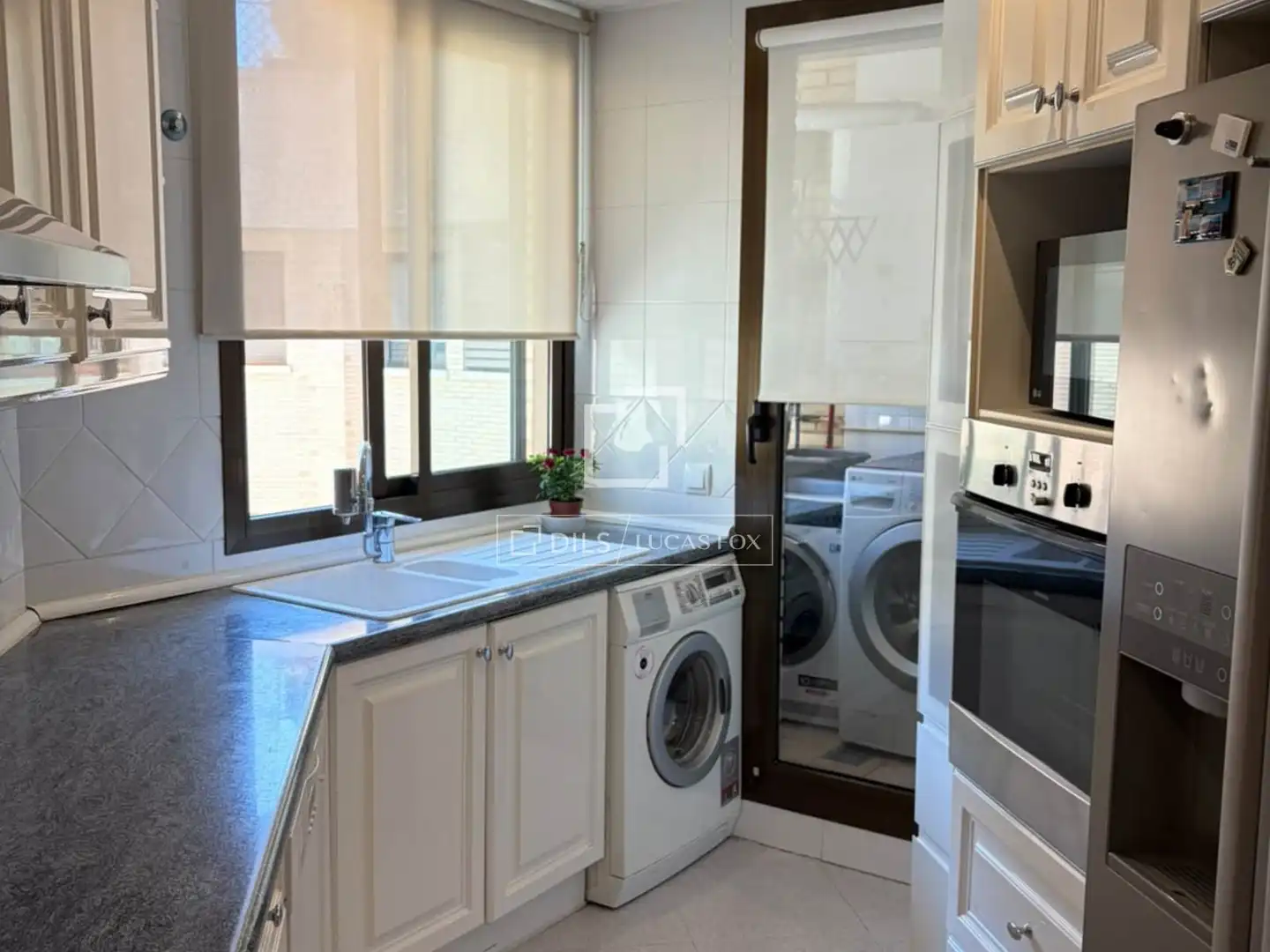 Kitchen of Flat for rent in Majadahonda  with Air Conditioner, Heating and Private garden