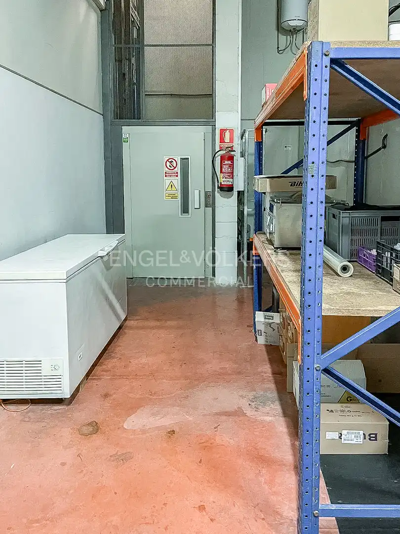 Nau industrial en venda a Sant Esteve Sesrovires, imagen 2