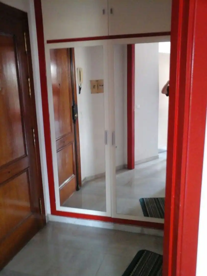 Estudio de alquiler en Calle Luchana, La Trinidad