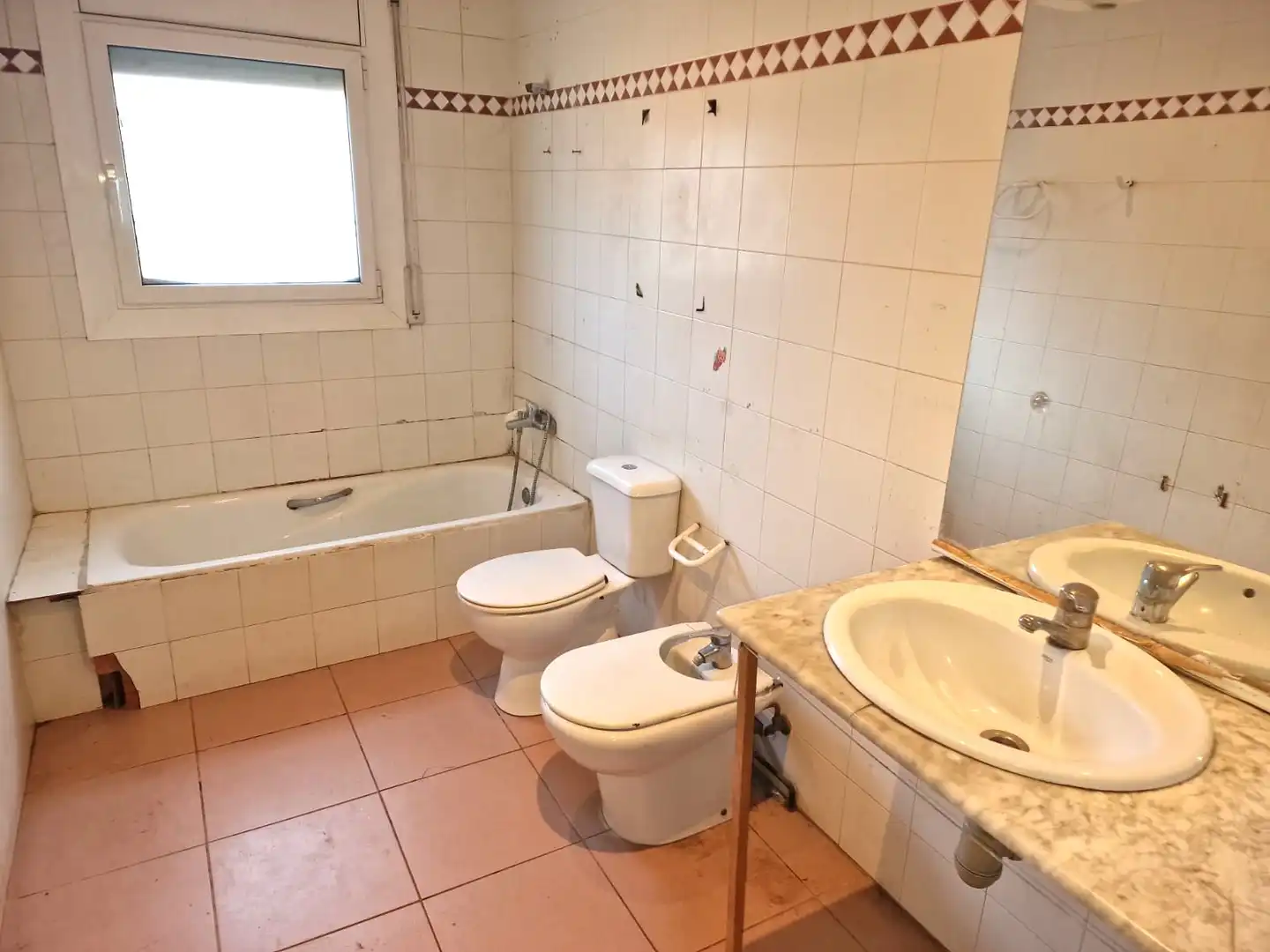Casa con jardín en venta en Carrer de Maria Sunyol, imagen 17