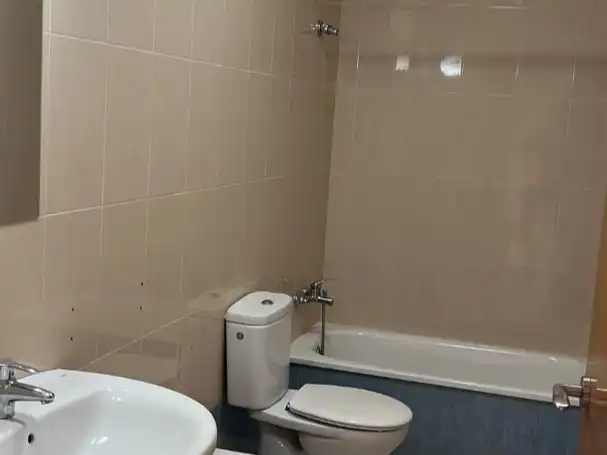 Bany de Pis en venda en Alhama de Murcia amb Aire condicionat i Balcó