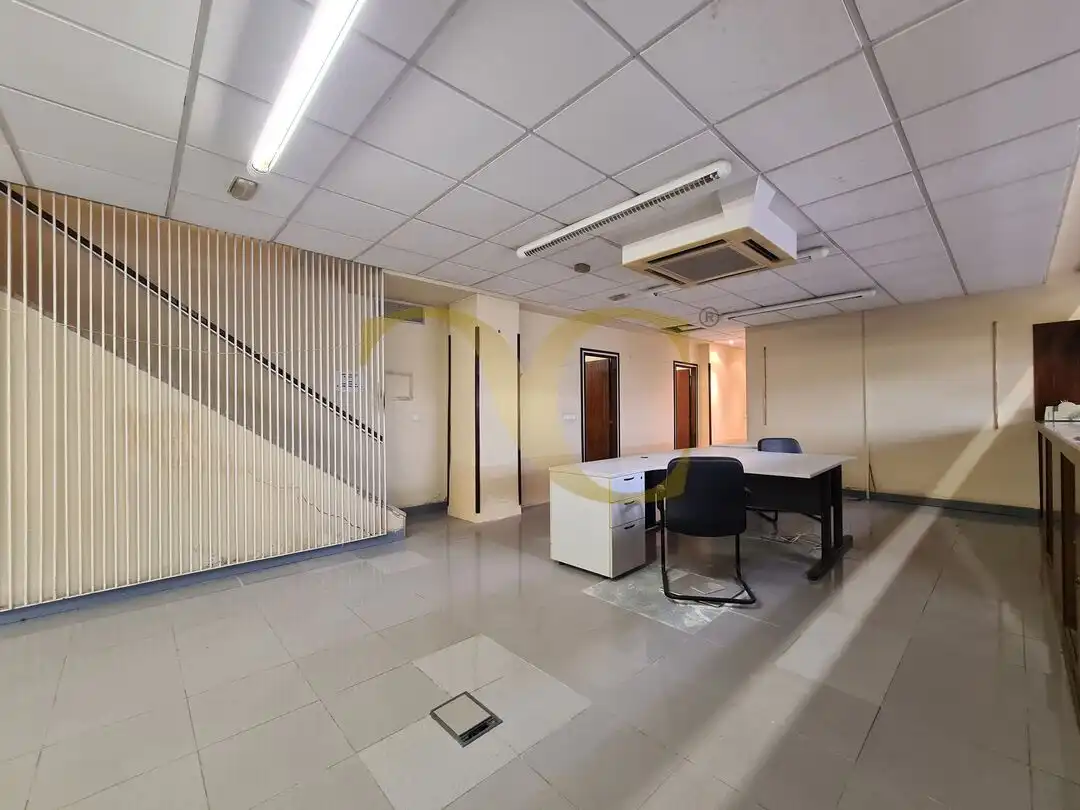 Commercial properties for rent in Gijón   with Air Conditioner