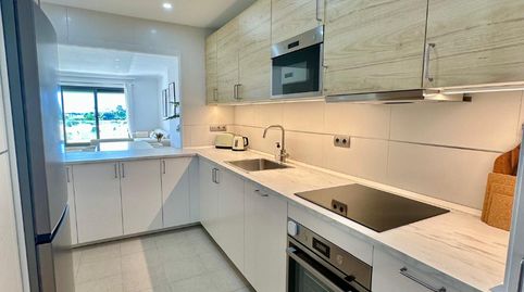 Foto 5 de Piso de alquiler en Calle Camino del Reloj, La Concha - Resina Golf, Estepona