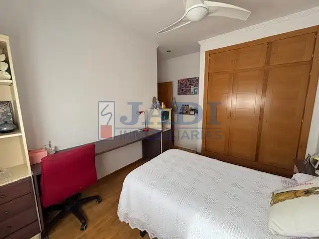 Chalet con piscina en venta en Valdepeñas, imagen 8