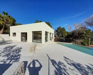 Vista exterior de Casa o xalet en venda en Santa Eulària des Riu amb Aire condicionat, Calefacció i Terrassa