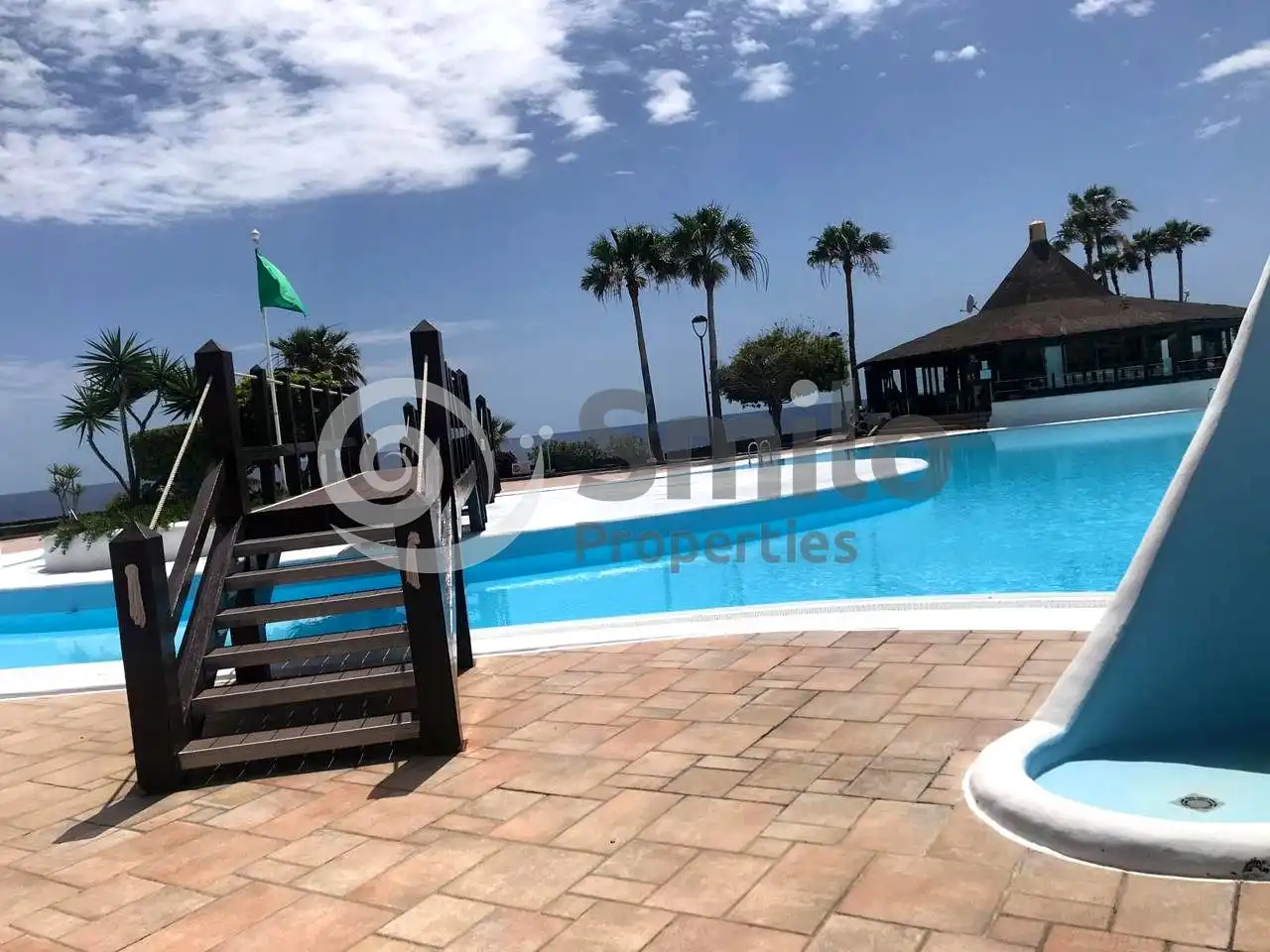 Piscina de Dúplex de alquiler en Arona con Terraza, Amueblado y Piscina comunitaria
