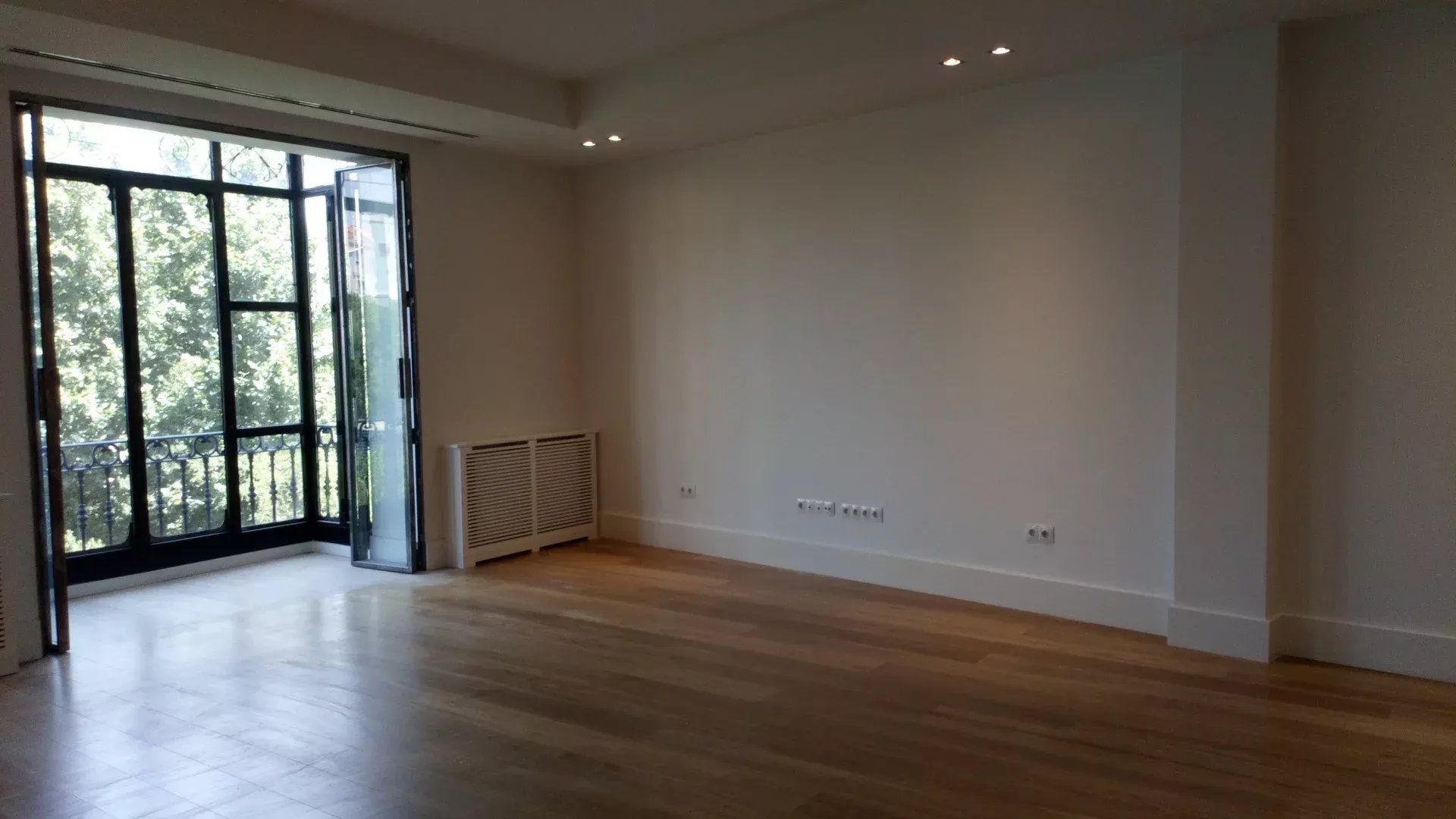 Sala d'estar de Pis de lloguer en  Madrid Capital amb Aire condicionat, Calefacció i Traster