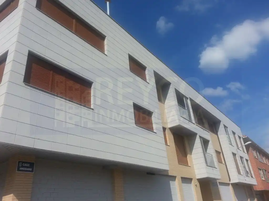 Außenansicht von Wohnung zum Verkauf in Baños de Río Tobía