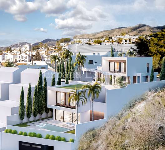 Casa-chalet en Venta en N/A, -1 en Nueva Nerja