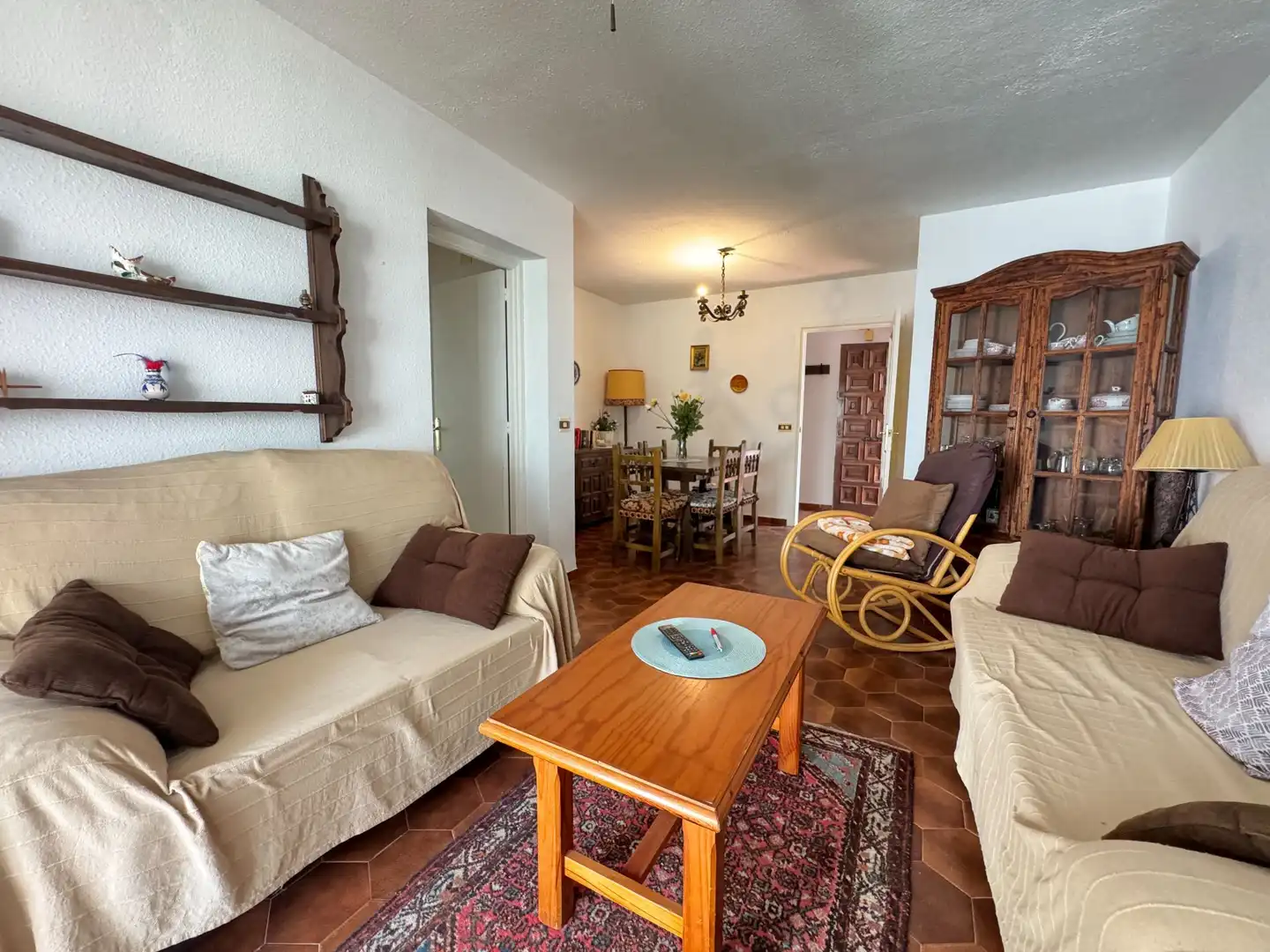 Sala d'estar de Apartament en venda en Torrox amb Terrassa, Moblat i Piscina comunitària