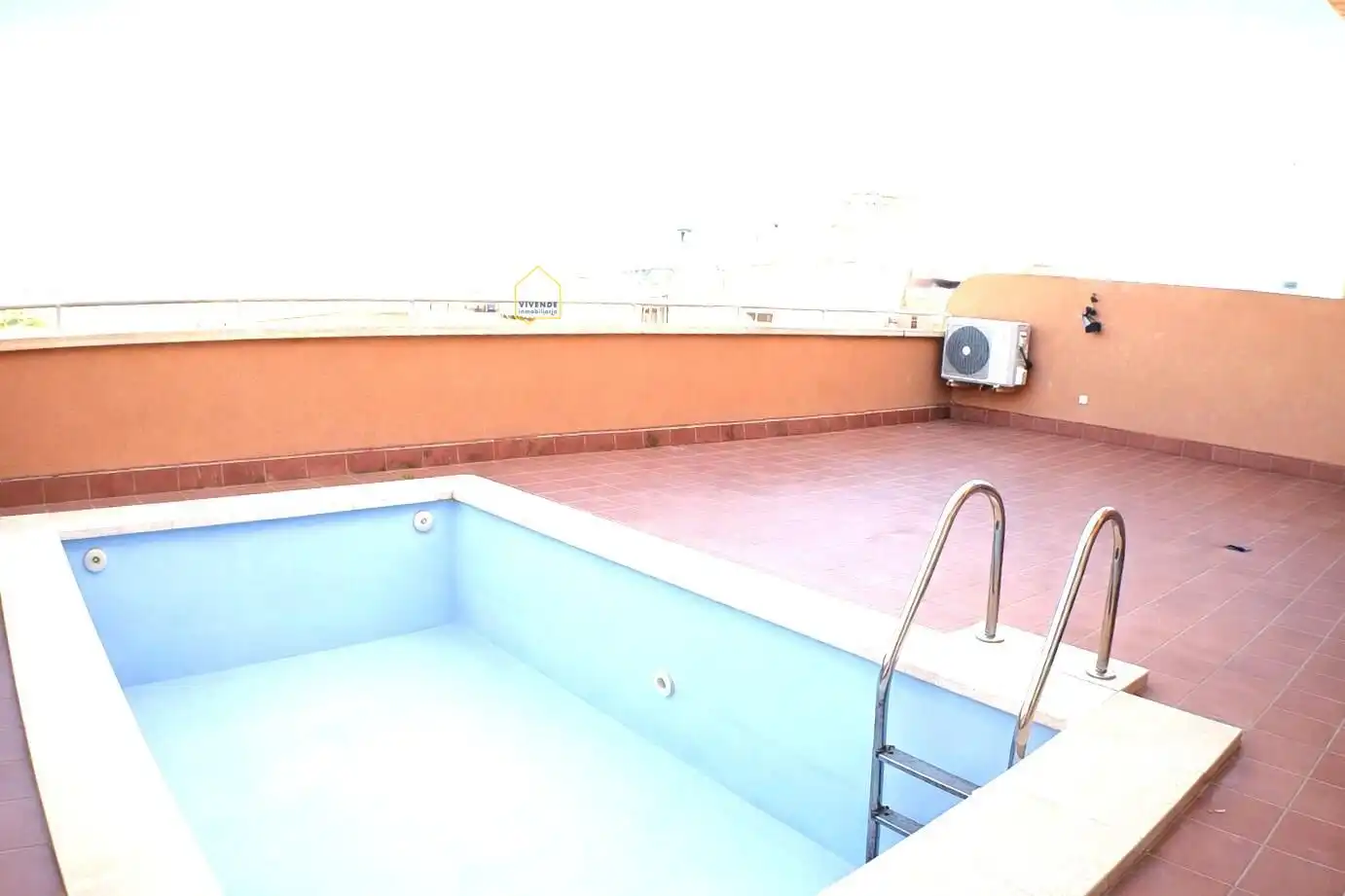Schwimmbecken von Wohnungen zum Verkauf in Águilas mit Klimaanlage, Heizung und Terrasse