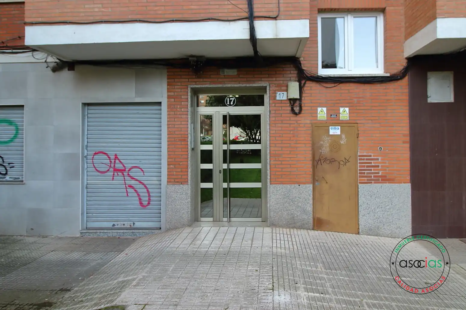 Vista exterior de Pis en venda en Gijón  amb Calefacció i Parquet
