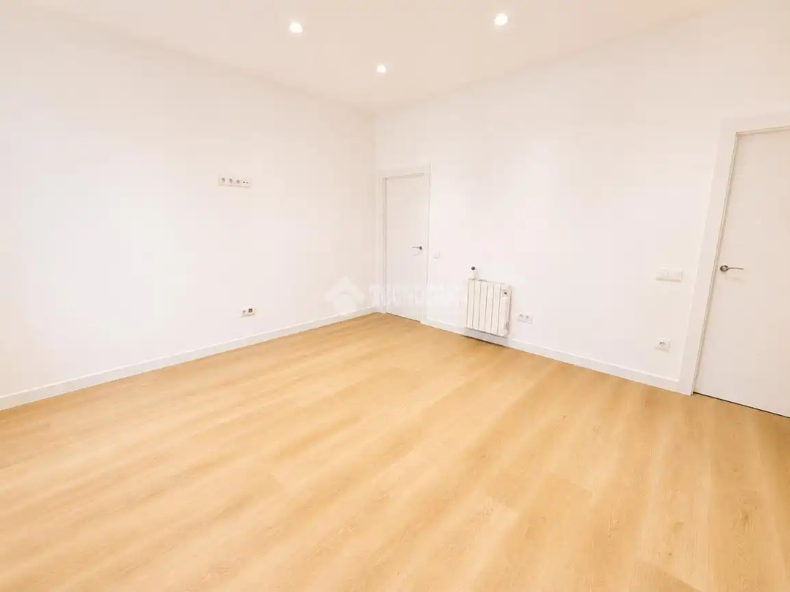 Bedroom of Flat for sale in Madrid  with Heating