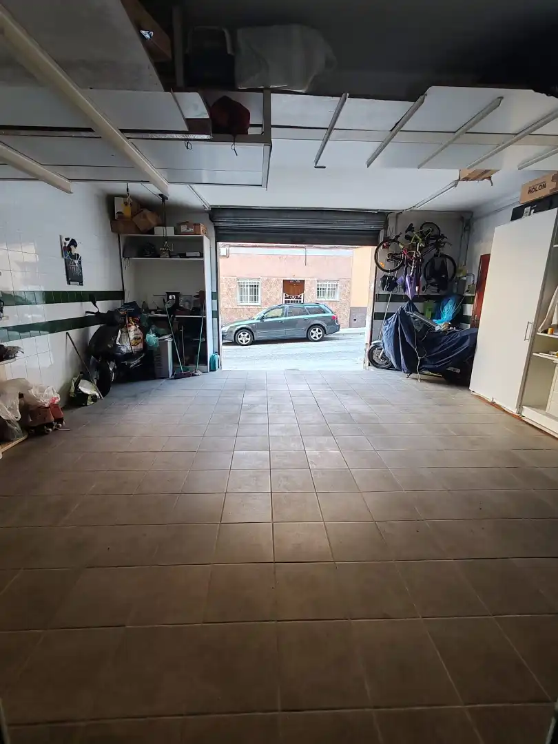 Parkplatz von Geschaftsraum zum Verkauf in Badalona