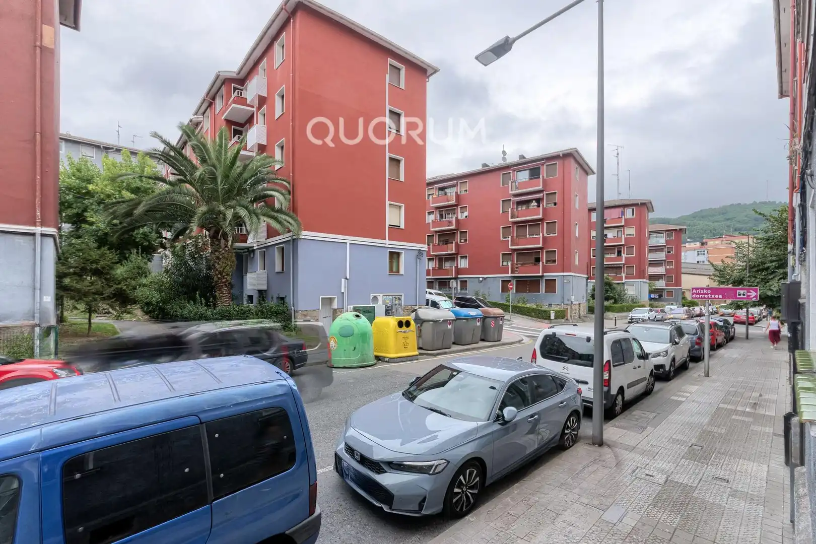 Parking de Piso en venta en Basauri  con Calefacción, Trastero y Amueblado
