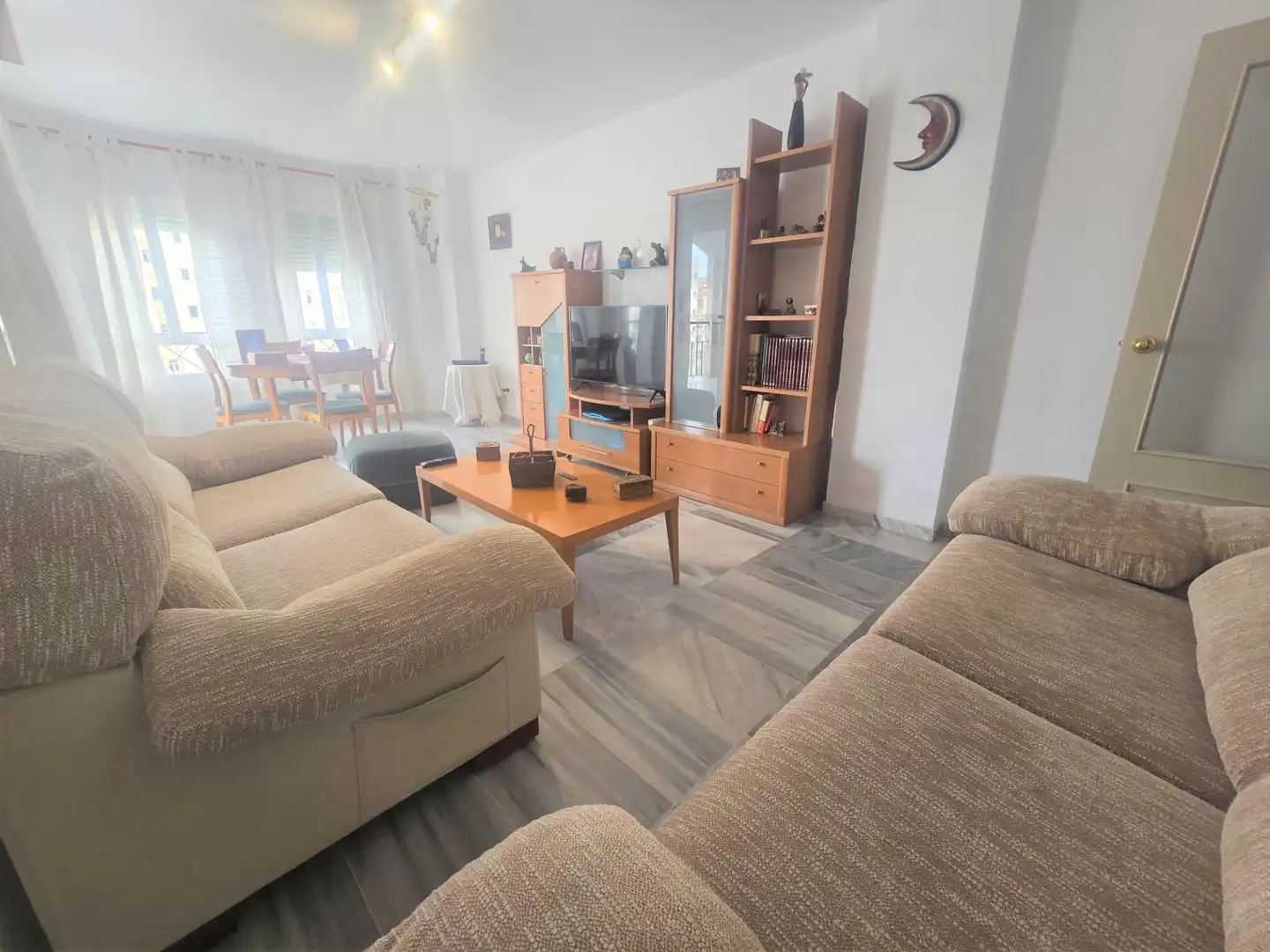 Sala d'estar de Pis en venda en Torremolinos amb Aire condicionat, Terrassa i Traster