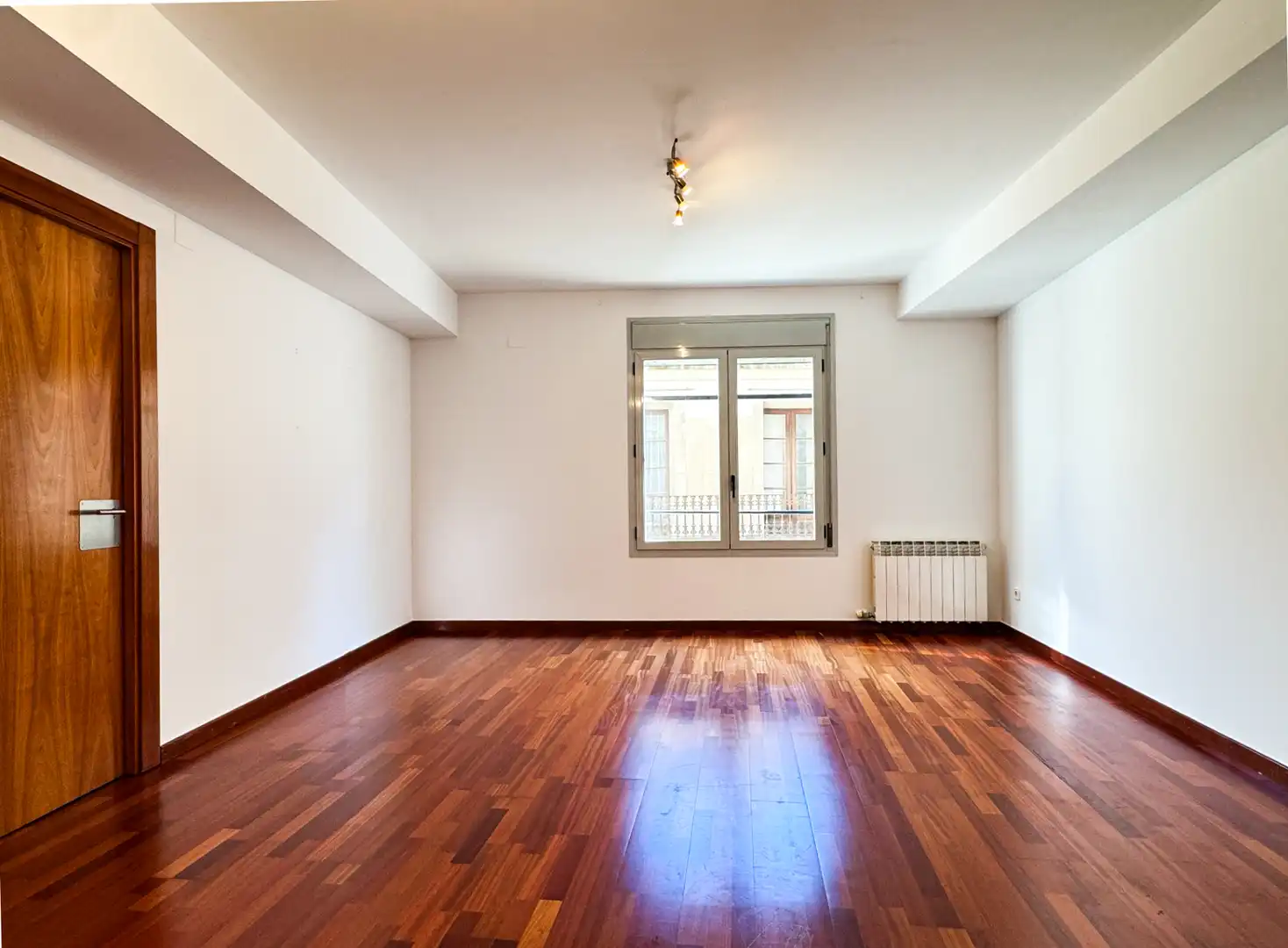 Sala de estar de Piso en venta en Lleida con Calefacción, Parquet y Horno