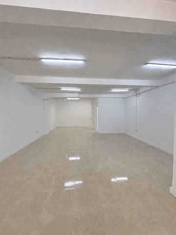 Local comercial en Alquiler en La Laguna