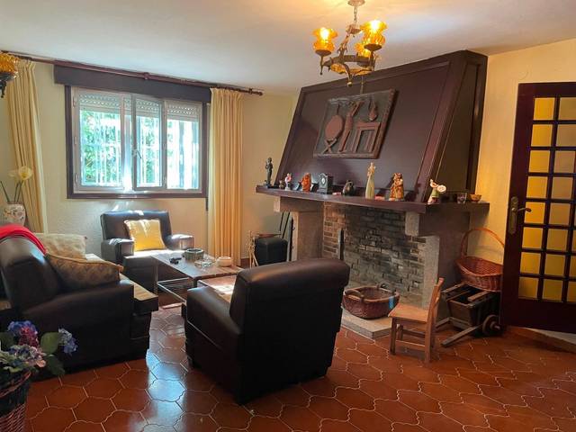 Casa-chalet en Venta en Coles