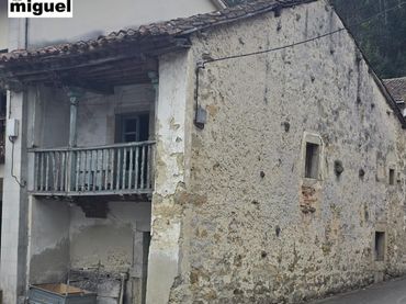 Haus zum Verkauf in Barrio Molleda