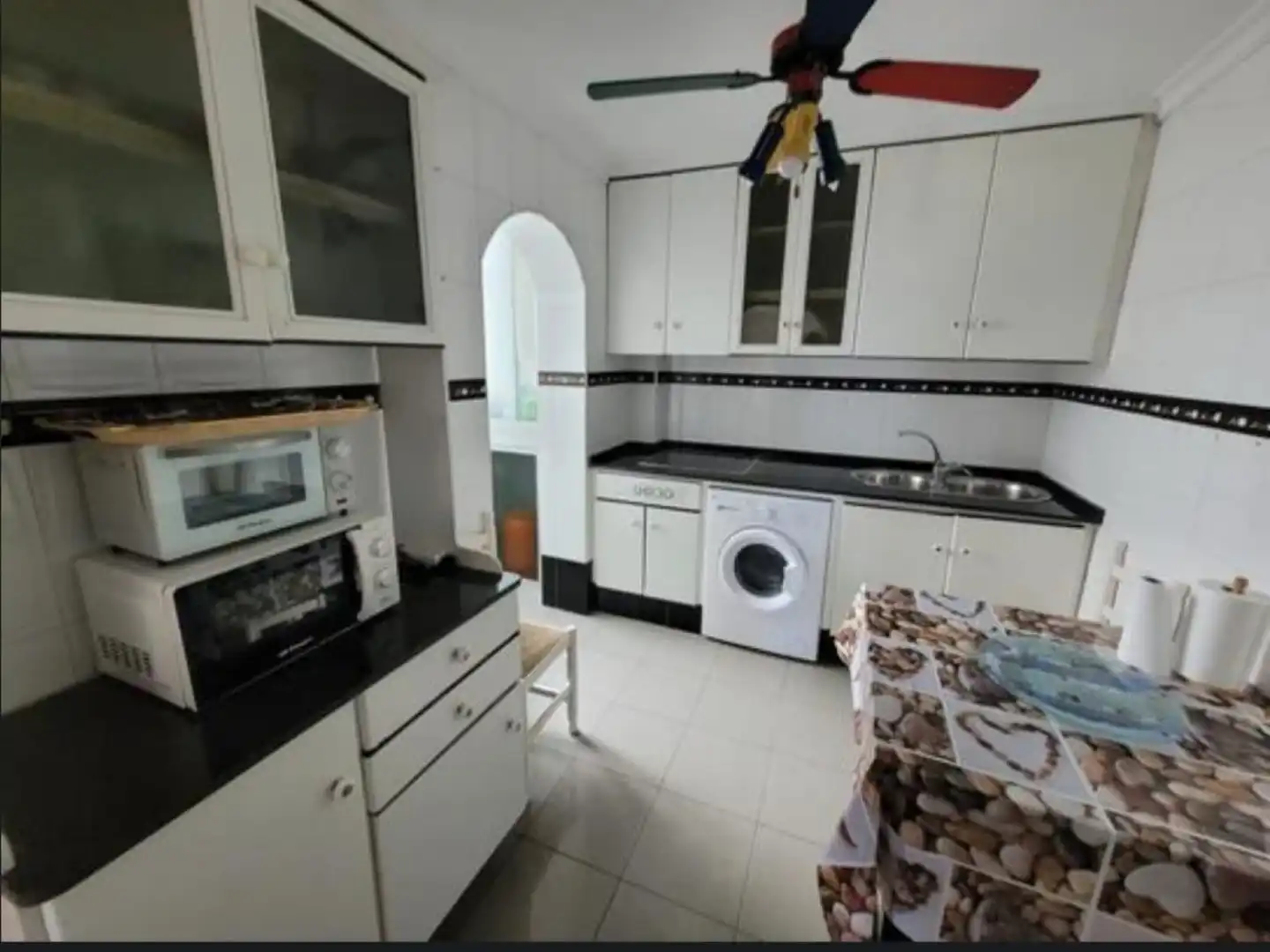 Flat with terrace for sale in Barbate ciudad, imagen 3