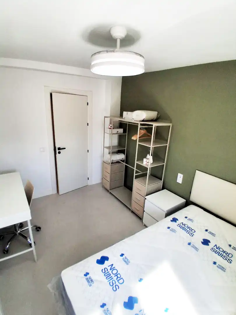Habitación en Calle San Juan de Dios, 39, Centro - Sagrario