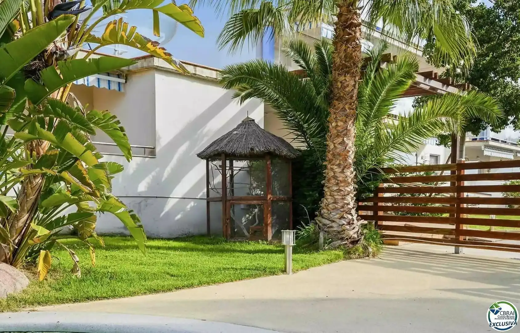 Vista exterior de Piso en venta en Roses con Aire acondicionado, Calefacción y Terraza
