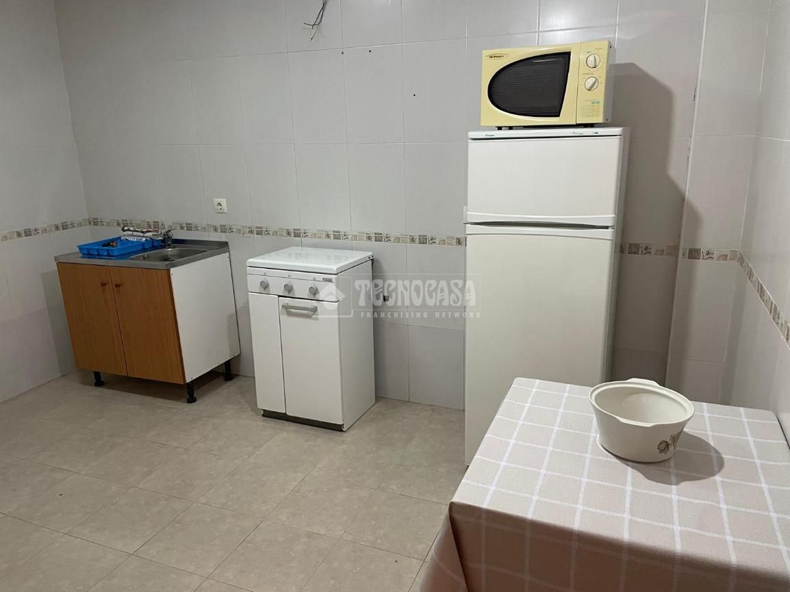 Cuina de Casa adosada en venda en Iznalloz