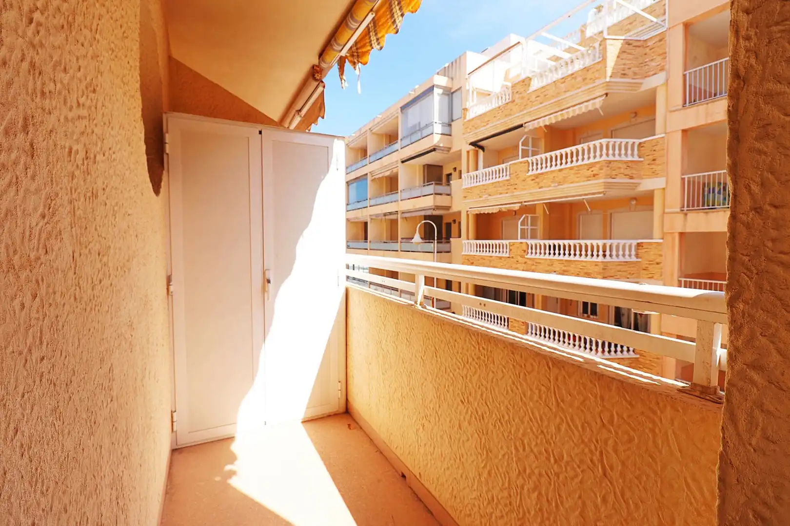 Balcony of Flat for rent in Guardamar del Segura  with Terrace, Furnished and Oven