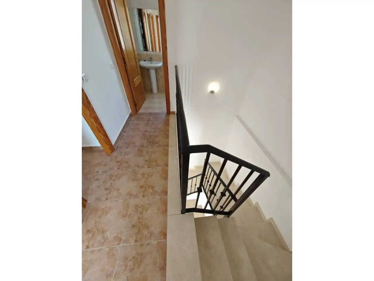 Casa adosada en venda en Alcaucín amb Terrassa i Piscina