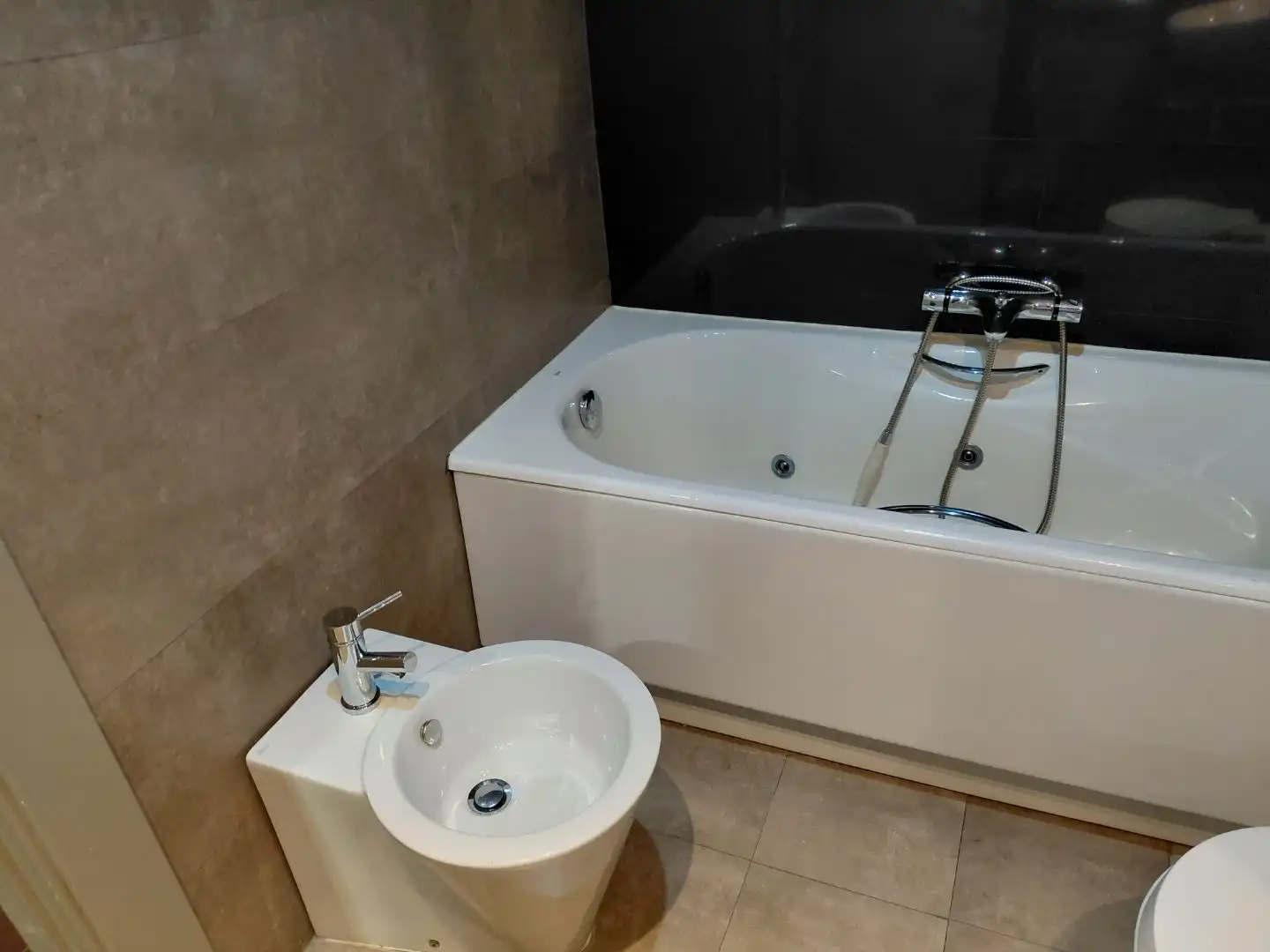 Badezimmer von Wohnung zum Verkauf in Centro