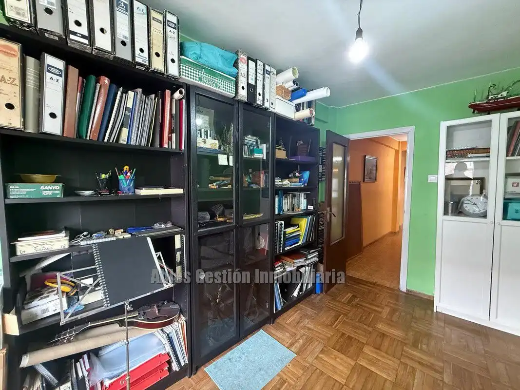 Piso con ascensor en venta en Lorenzo Abruñedo 12, imagen 10