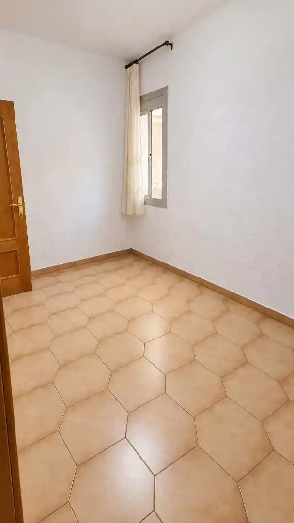 Bedroom of Flat for sale in El Prat de Llobregat  with Air Conditioner, Heating and Oven
