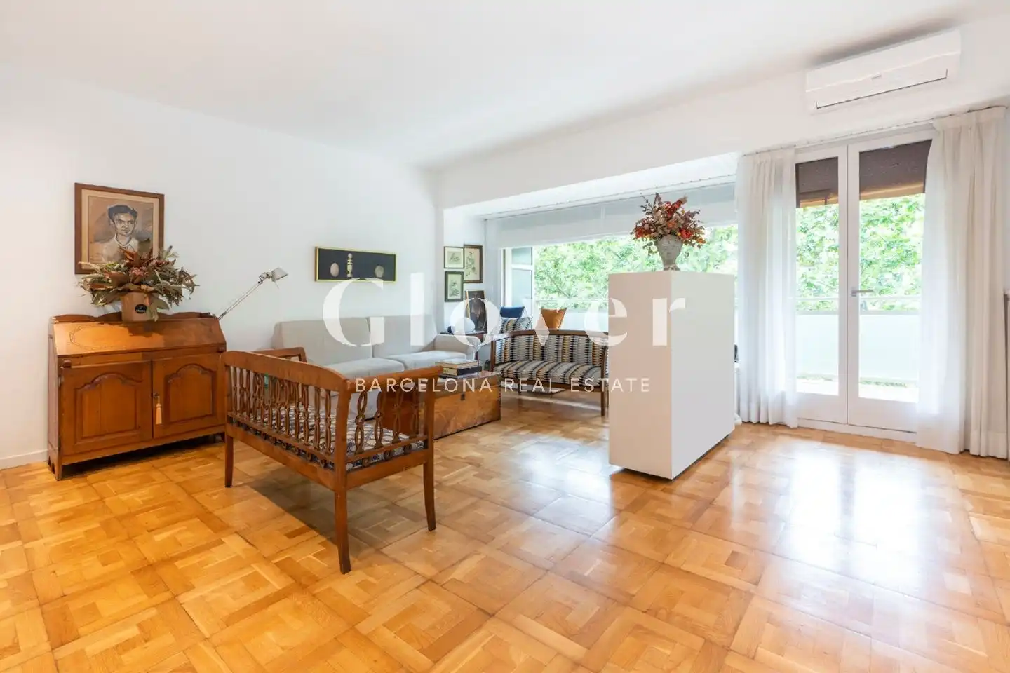 Sala de estar de Piso en venta en Barcelona con Aire acondicionado, Calefacción y Terraza